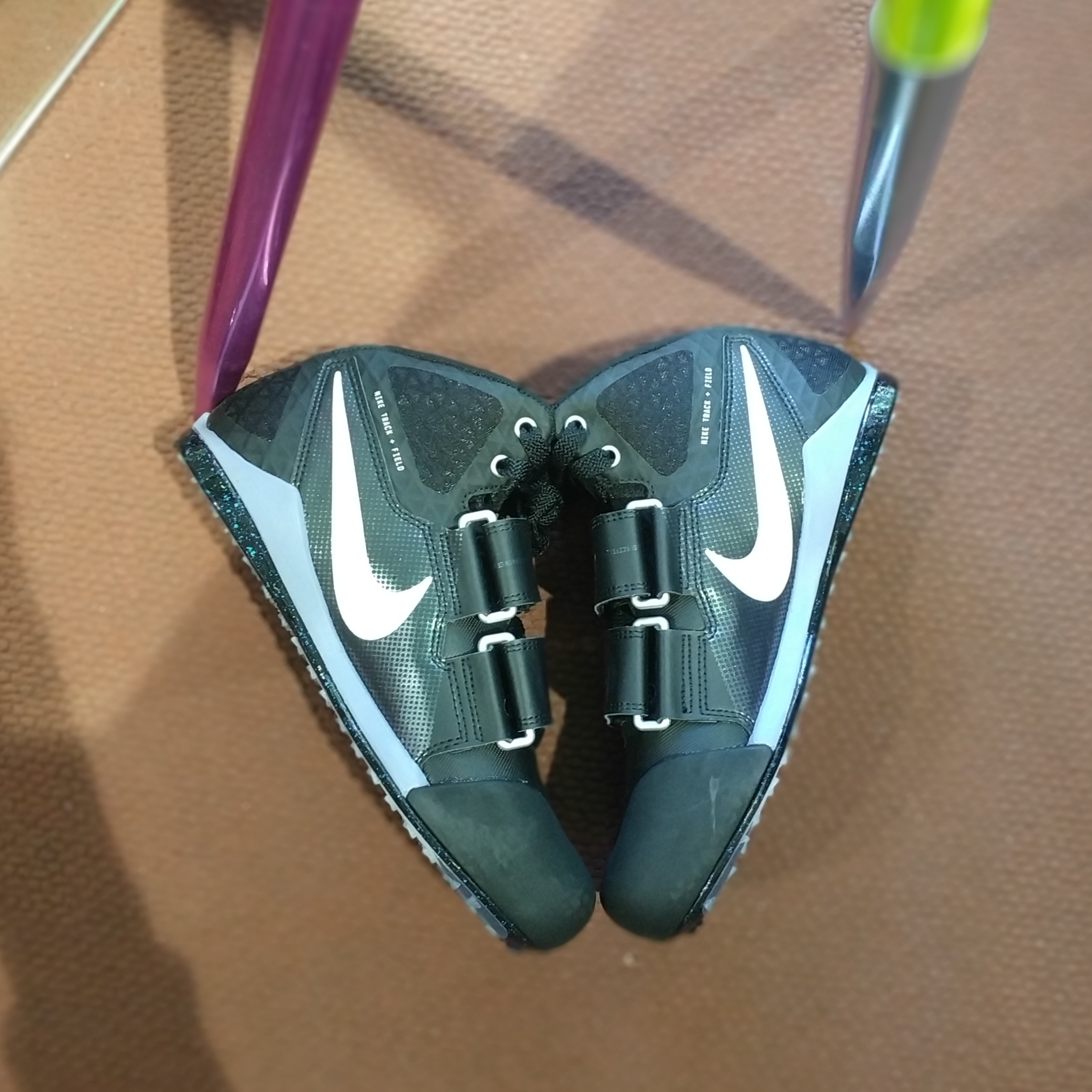 nike javelin elite 3